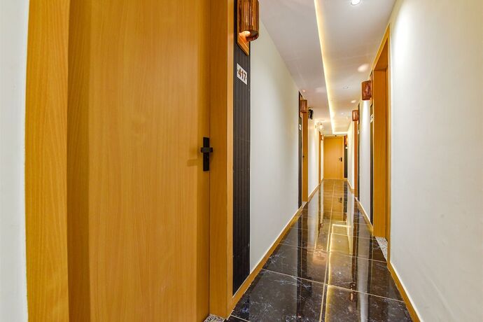 Imagen general del Hotel Fabhotel Sky Palace. Foto 16