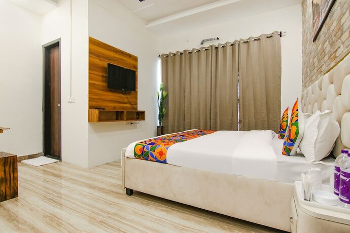 Imagen general del Hotel Fabhotel Sky\'S Farm. Foto 13