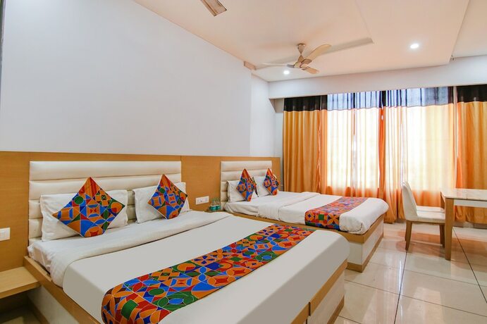 Imagen de la habitación del Hotel Fabhotel Skyla. Foto 17