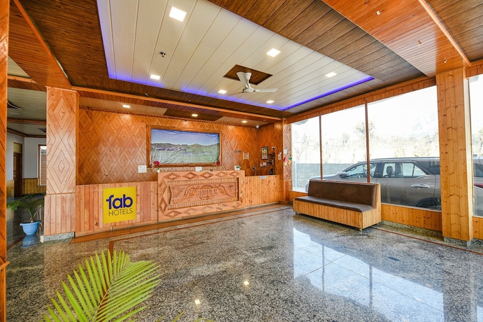 Imagen de los interiores del Hotel Fabhotel Snower. Foto 19