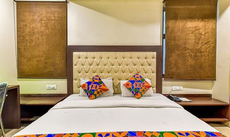 Imagen de la habitación del Hotel Fabhotel Sr Residency. Foto 19