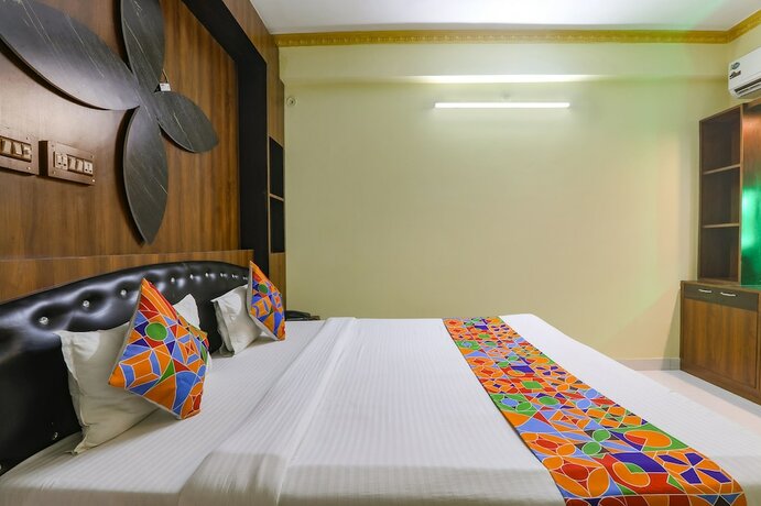 Imagen de la habitación del Hotel Fabhotel Ss Exotica. Foto 18