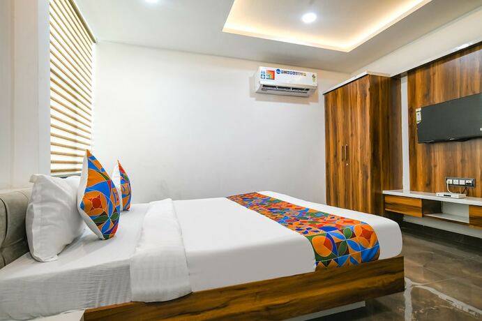 Imagen general del Hotel Fabhotel Stay Well. Foto 7