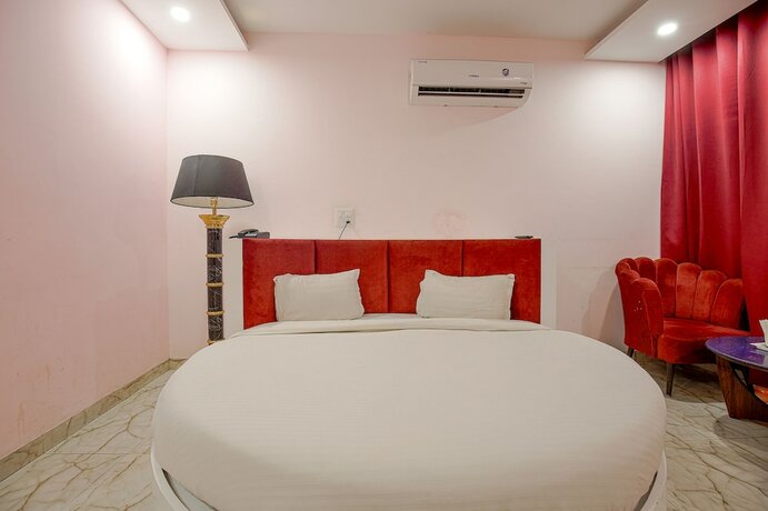 Imagen de la habitación del Hotel Fabhotel Stevia. Foto 14
