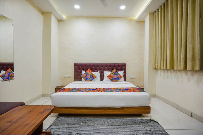 Imagen general del Hotel Fabhotel Sukh Vilas. Foto 4