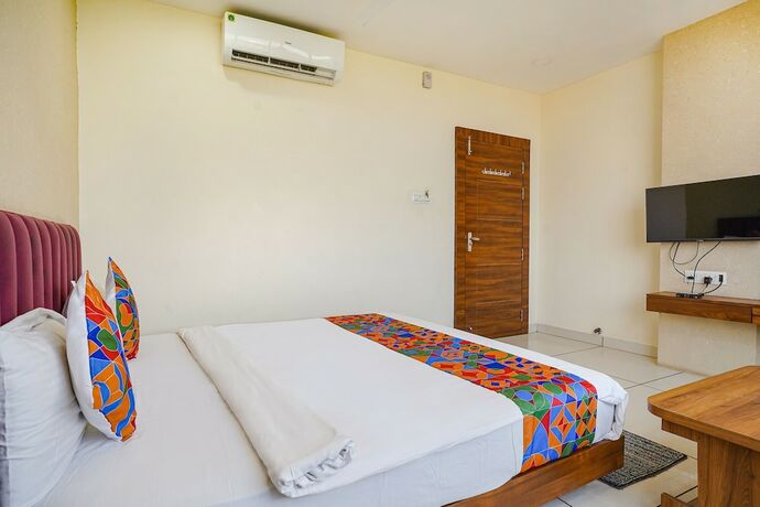 Imagen general del Hotel Fabhotel Sukh Vilas. Foto 5