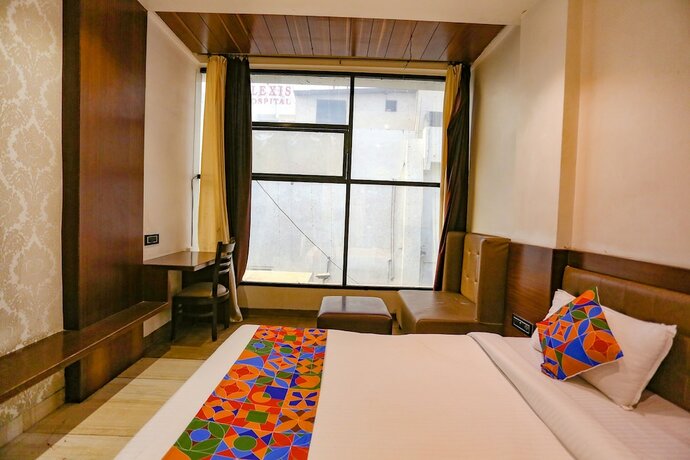Imagen de la habitación del Hotel Fabhotel Sun Park. Foto 20