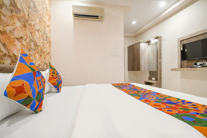 Imagen general del Hotel Fabhotel Sundaram Palace. Foto 8