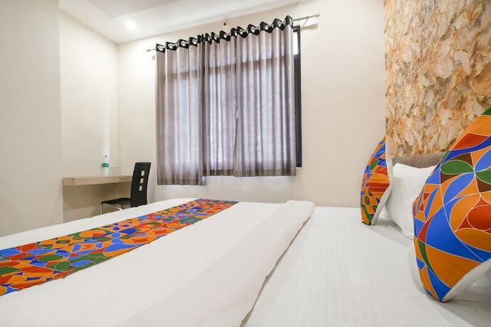 Imagen general del Hotel Fabhotel Sundaram Palace. Foto 11