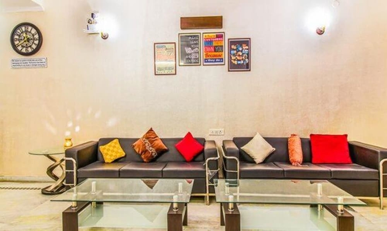 Imagen de los interiores del Hotel Fabhotel Sunrise Residency. Foto 19