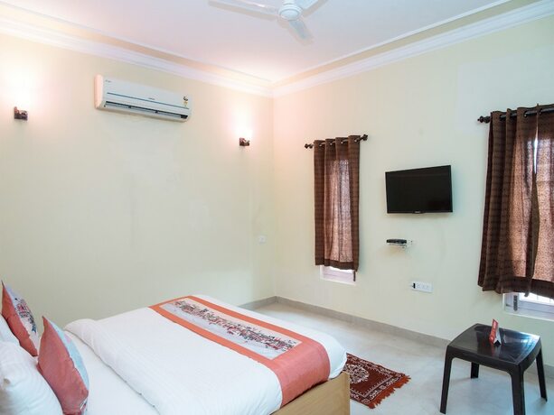 Imagen de la habitación del Hotel Fabhotel Suraj Palace Hiran Magri. Foto 13