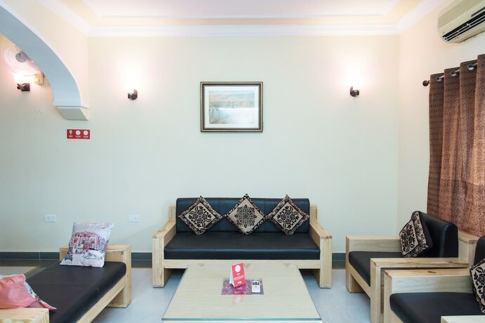 Imagen de la habitación del Hotel Fabhotel Suraj Palace Hiran Magri. Foto 24