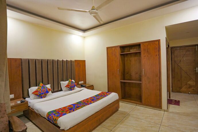 Imagen general del Hotel Fabhotel Surya. Foto 2