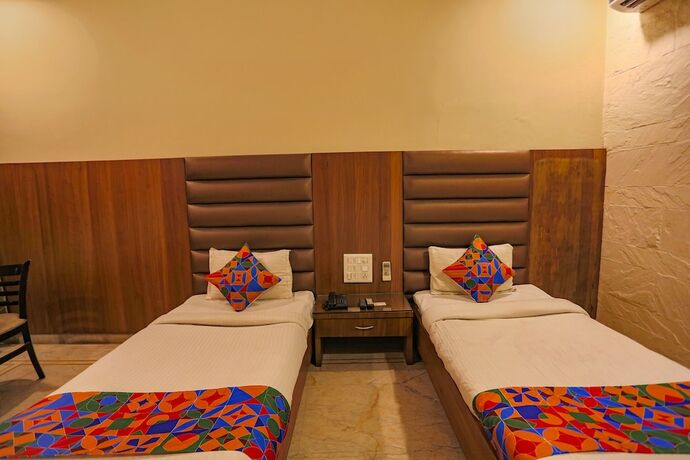 Imagen de la habitación del Hotel Fabhotel Surya. Foto 19