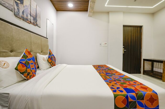 Imagen general del Hotel Fabhotel Swaraj. Foto 12