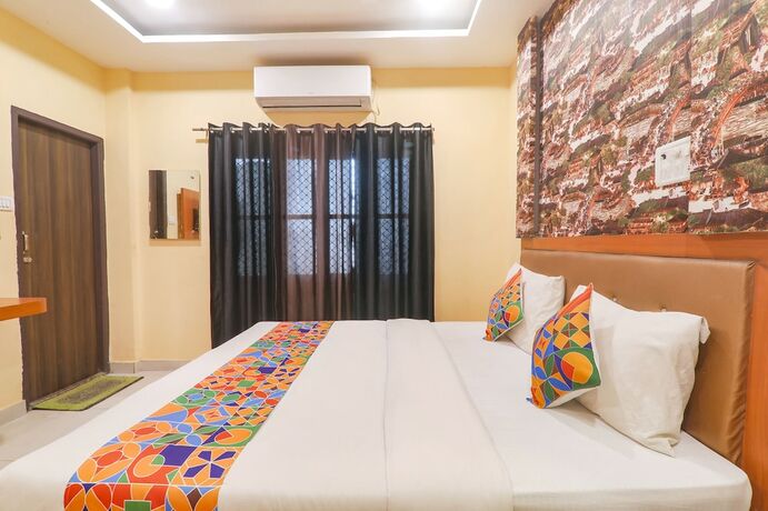 Imagen general del Hotel Fabhotel Swarn Banquet. Foto 7