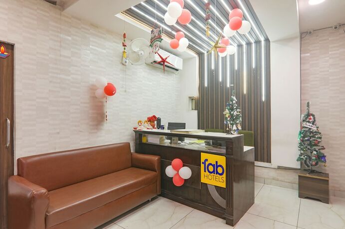 Imagen general del Hotel Fabhotel Swarn Banquet. Foto 12