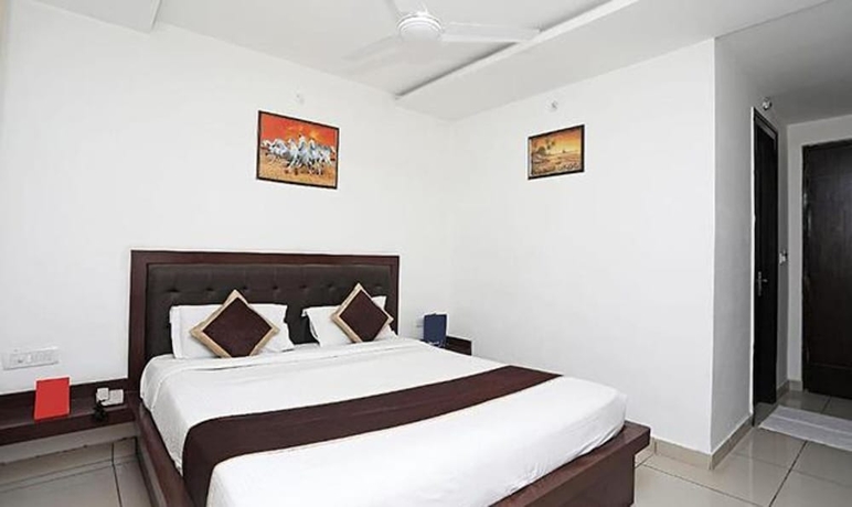 Imagen de la habitación del Hotel Fabhotel Taj Castle. Foto 6