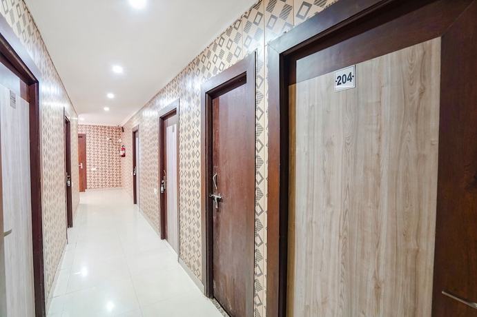 Imagen de los interiores del Hotel Fabhotel Taj Stay. Foto 15