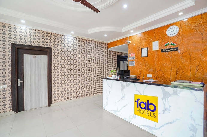 Imagen de los interiores del Hotel Fabhotel Taj Stay. Foto 16