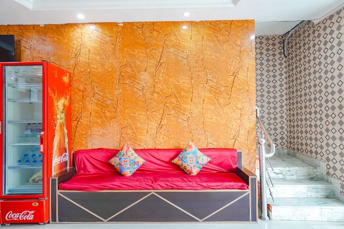 Imagen de los interiores del Hotel Fabhotel Taj Stay. Foto 19
