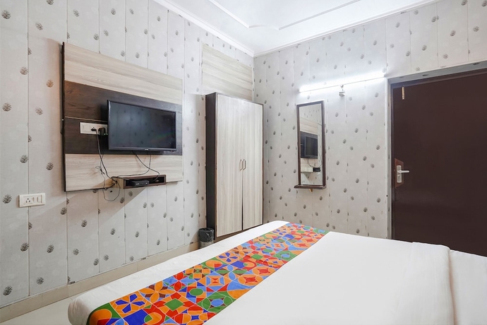 Imagen de la habitación del Hotel Fabhotel Taj Stay. Foto 4
