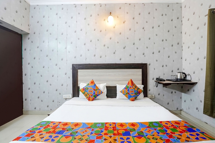 Imagen de la habitación del Hotel Fabhotel Taj Stay. Foto 8