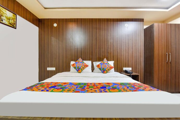 Imagen de la habitación del Hotel Fabhotel Tak Inn. Foto 15