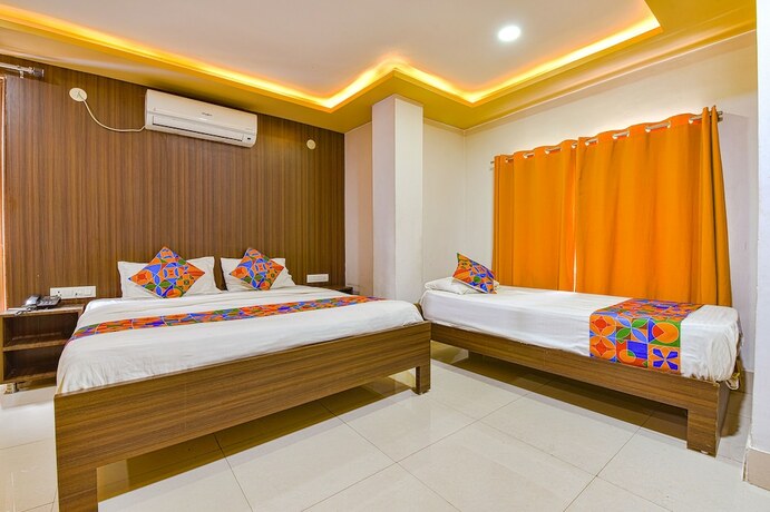 Imagen de la habitación del Hotel Fabhotel Tak Inn. Foto 19