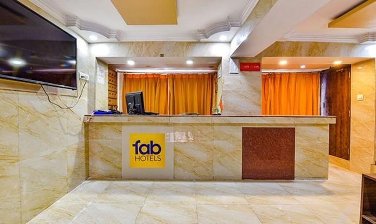 Imagen de los interiores del Hotel Fabhotel Tak International. Foto 18