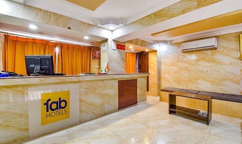 Imagen de los interiores del Hotel Fabhotel Tak International. Foto 19