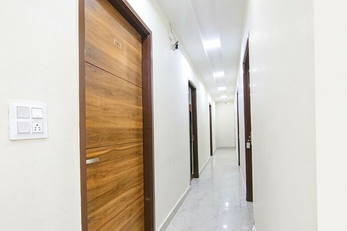 Imagen general del Hotel Fabhotel Tarry Town. Foto 2