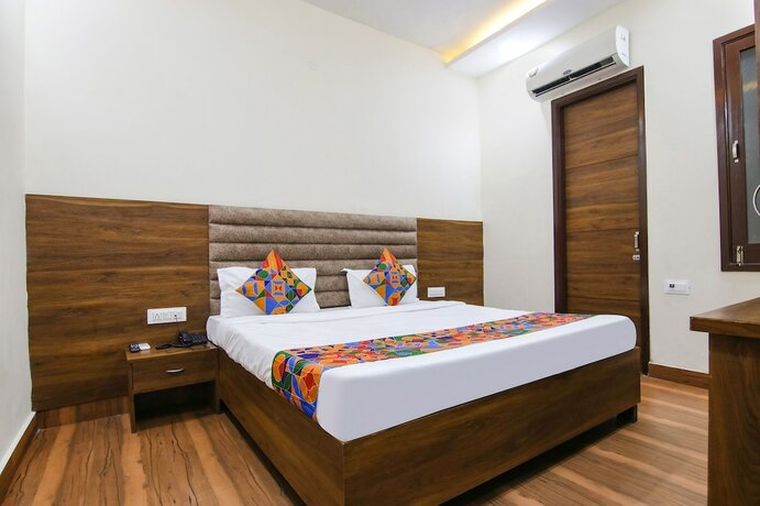Imagen de la habitación del Hotel Fabhotel Tarry Town. Foto 19