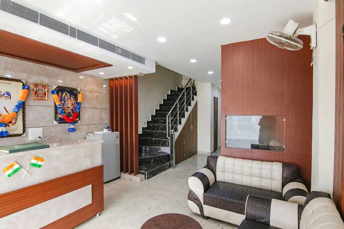 Imagen general del Hotel Fabhotel Tarry Town. Foto 7