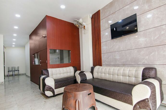 Imagen general del Hotel Fabhotel Tarry Town. Foto 18