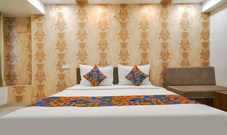 Imagen de la habitación del Hotel Fabhotel Ten Eleven. Foto 18