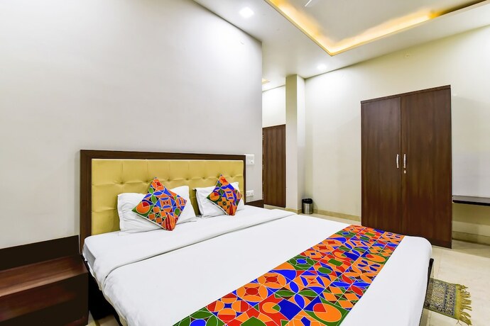 Imagen general del Hotel Fabhotel The Castle Homestay. Foto 5