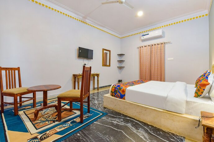 Imagen general del Hotel Fabhotel The Castle Homestay I. Foto 12