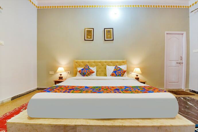Imagen general del Hotel Fabhotel The Castle Homestay I. Foto 14