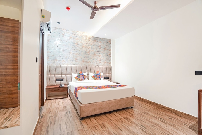 Imagen de la habitación del Hotel Fabhotel The Comfort Inn. Foto 11