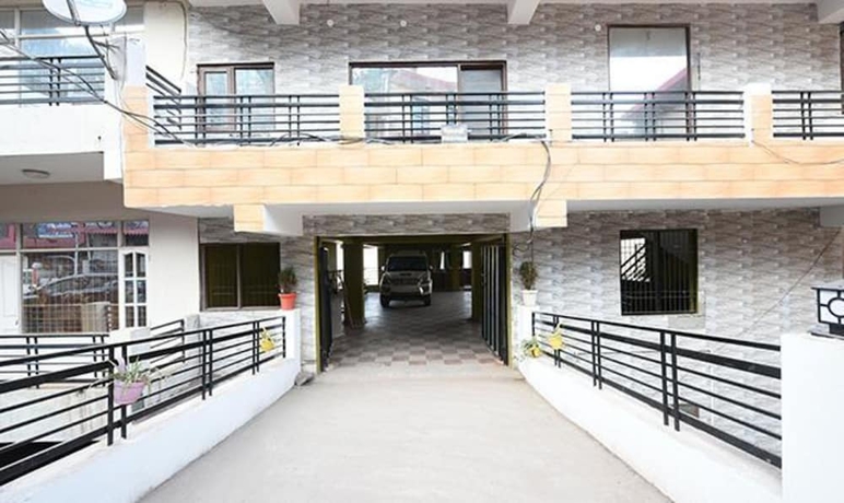 Imagen de los interiores del Hotel Fabhotel The Kasauli Heavens. Foto 16