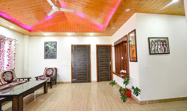 Imagen de los interiores del Hotel Fabhotel The Kasauli Heavens. Foto 19