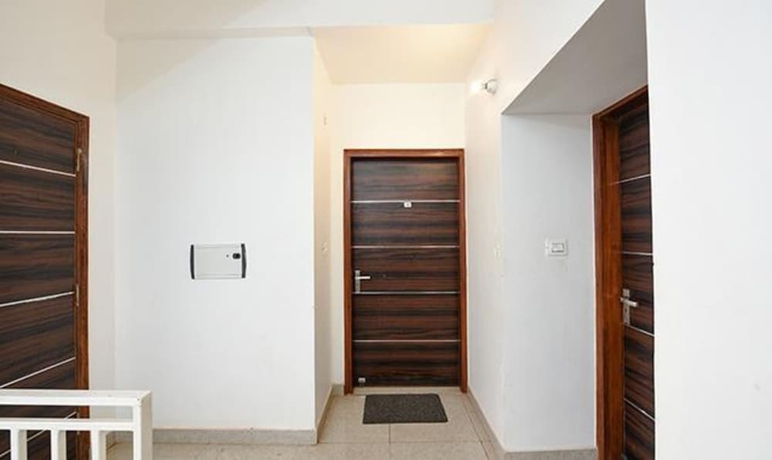 Imagen de los interiores del Hotel Fabhotel The Micky House. Foto 12