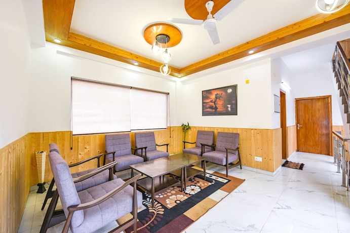 Imagen de los interiores del Hotel Fabhotel The Weekend Vibes. Foto 14