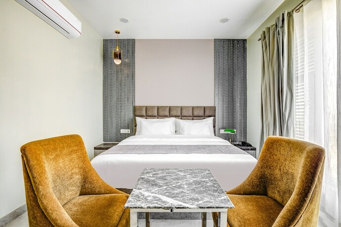 Imagen general del Hotel Fabhotel The White Moon. Foto 10
