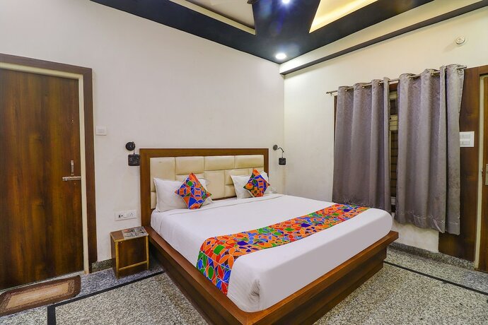 Imagen de la habitación del Hotel Fabhotel Townhouse Inn. Foto 17