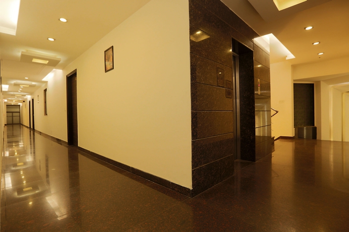 Imagen de los interiores del Hotel Fabhotel Transit Delhi Airport. Foto 6