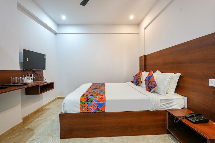 Imagen general del Hotel Fabhotel Tree Suites. Foto 1