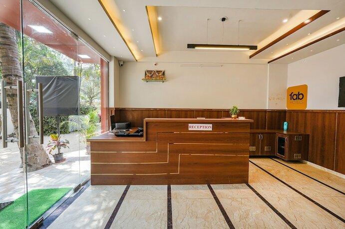 Imagen general del Hotel Fabhotel Tree Suites. Foto 8