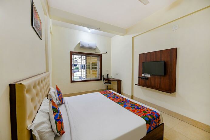 Imagen general del Hotel Fabhotel Triple Tree. Foto 4